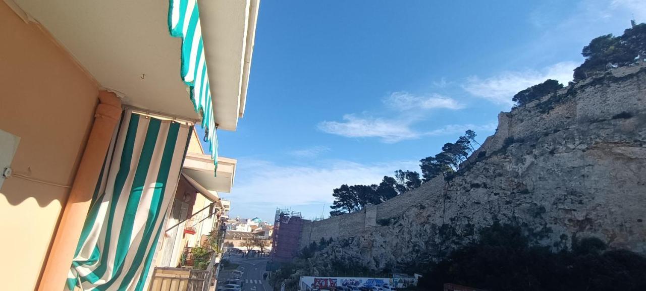 Gran Apartamento Cerca Del Mar Y Castillo Denia Exteriör bild